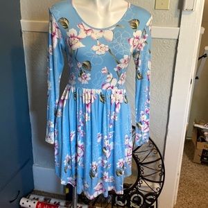 Longyuan long sleeved dress